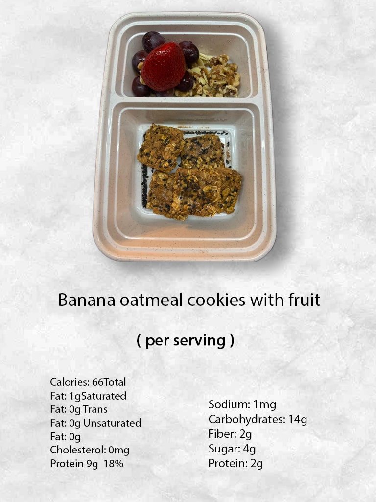 Banana oatmeal cookies with fruit-min Banana oatmeal cookies with fruit-min